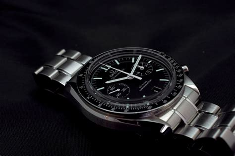 omega speedmaster 9300 caliber review.